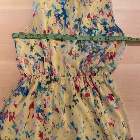 TYCHE Floral dress. Empire waist,above knee. Medium. - Picture 9 of 9